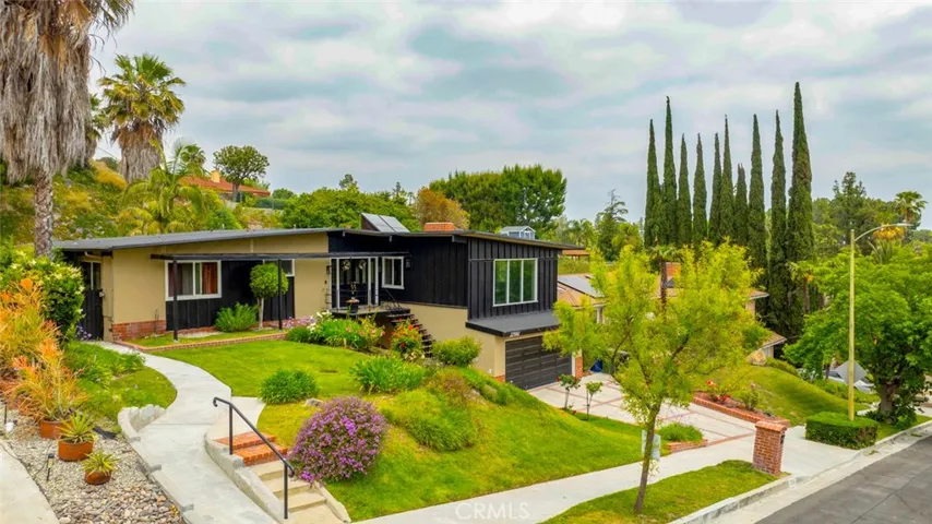 22061 Londelius Street, West Hills, California 91304