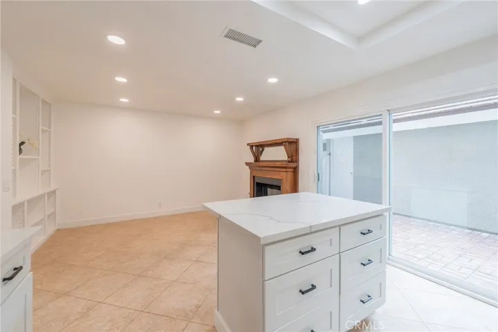 571 Springbrook N 25, Irvine, California 92614