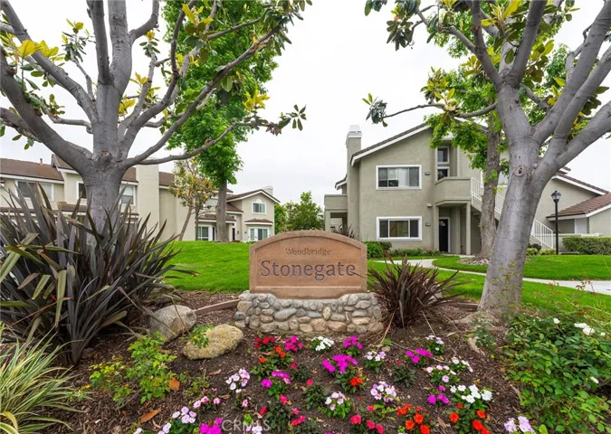 571 Springbrook N 25, Irvine, California 92614