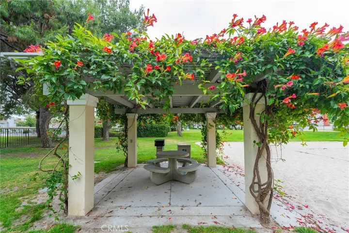 571 Springbrook N 25, Irvine, California 92614