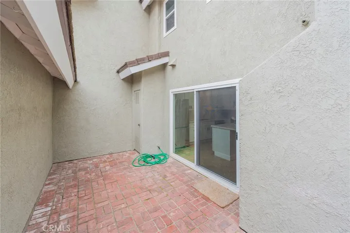 571 Springbrook N 25, Irvine, California 92614