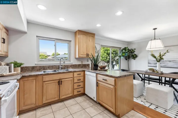 7026 Ann Arbor Way, Dublin, California 94568-2161