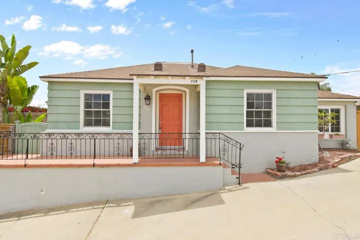719 Clamath St, Spring Valley, California 91977
