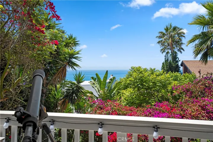 1029 Katella Street, Laguna Beach, California 92651