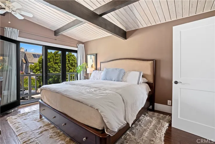 The home boasts seamless transitions between indoor and outdoor areas, and is comprised of a total of 3 bedrooms and 2.5 bathrooms.