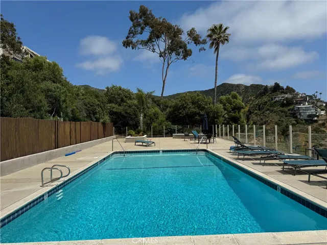 21682 Ocean Vista Drive D, Laguna Beach, California 92651