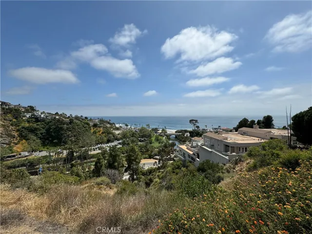 21682 Ocean Vista Drive D, Laguna Beach, California 92651