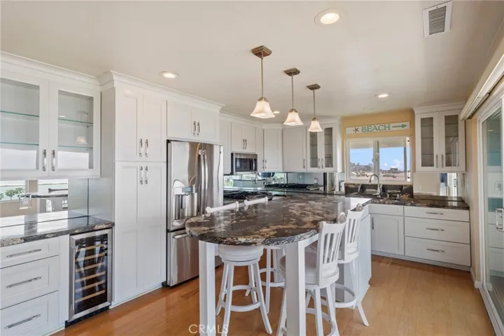 21682 Ocean Vista Drive D, Laguna Beach, California 92651