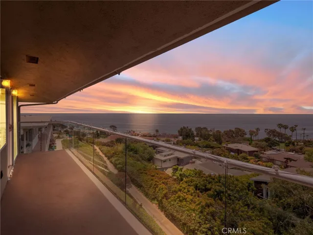 21682 Ocean Vista Drive D, Laguna Beach, California 92651