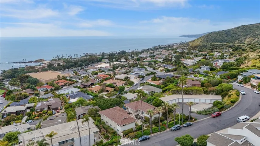 21682 Ocean Vista Drive D, Laguna Beach, California 92651