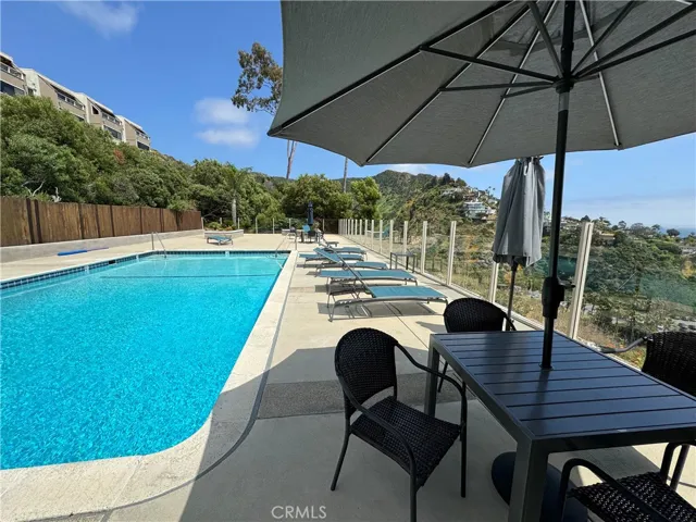 21682 Ocean Vista Drive D, Laguna Beach, California 92651