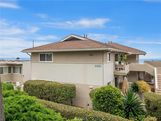 21682 Ocean Vista Drive D, Laguna Beach, California 92651