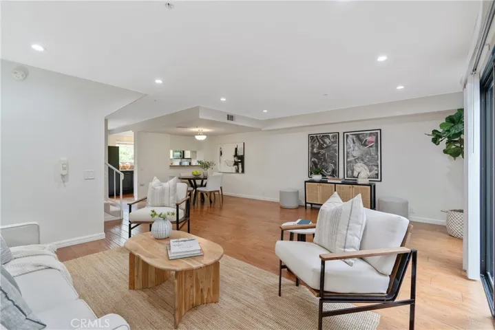 322 S Mentor Avenue 4, Pasadena, California 91106