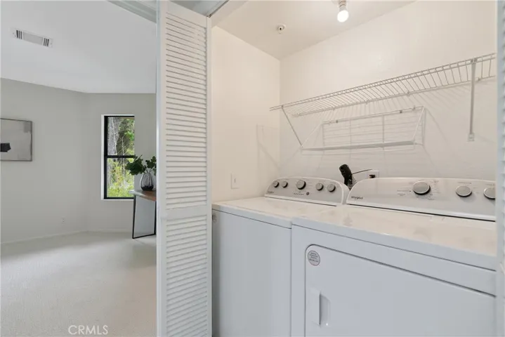 322 S Mentor Avenue 4, Pasadena, California 91106