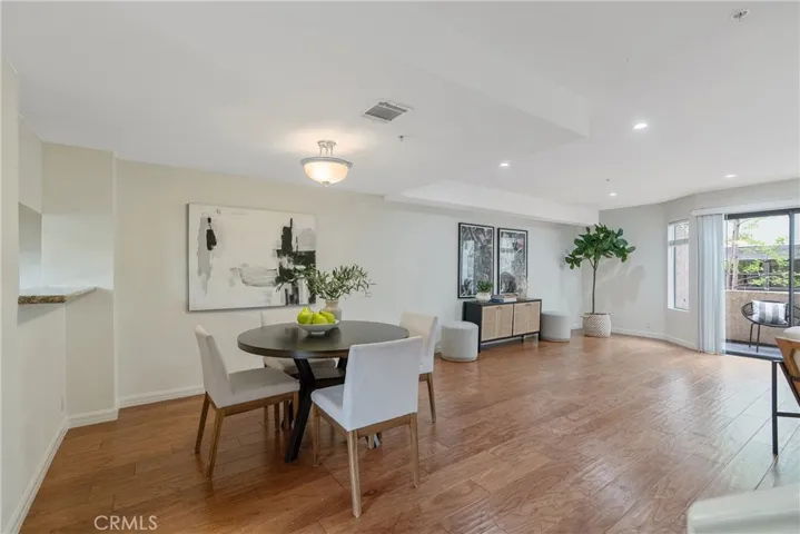 322 S Mentor Avenue 4, Pasadena, California 91106
