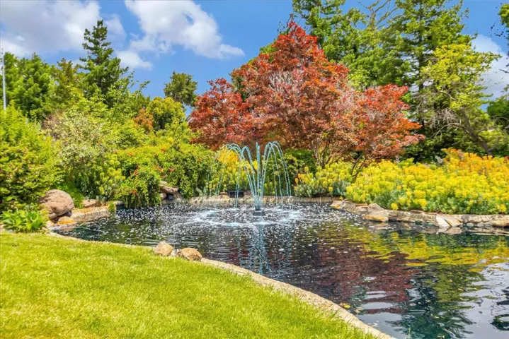 11761 Sierra Spring Court, Cupertino, California 95014