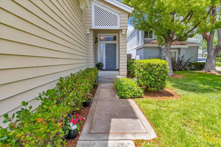 11761 Sierra Spring Court, Cupertino, California 95014