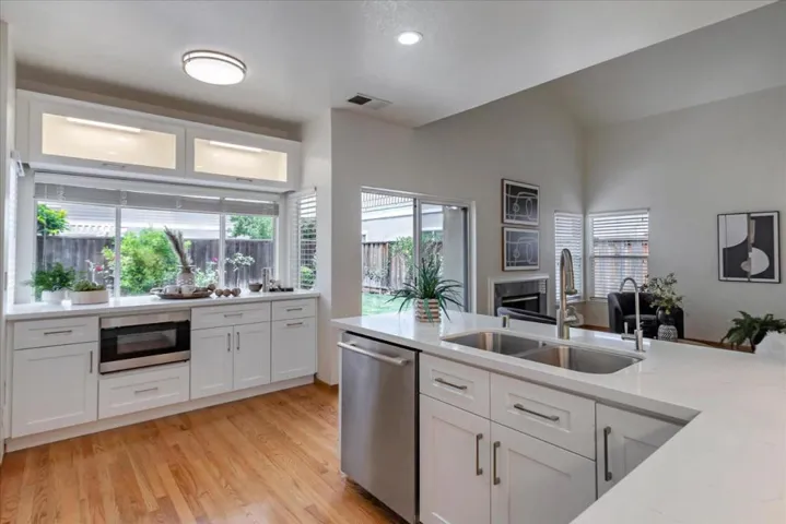 11761 Sierra Spring Court, Cupertino, California 95014