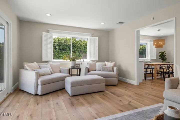 176 Petit - Living Room to Kitchen