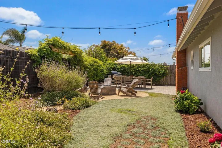 176 Petit - Backyard