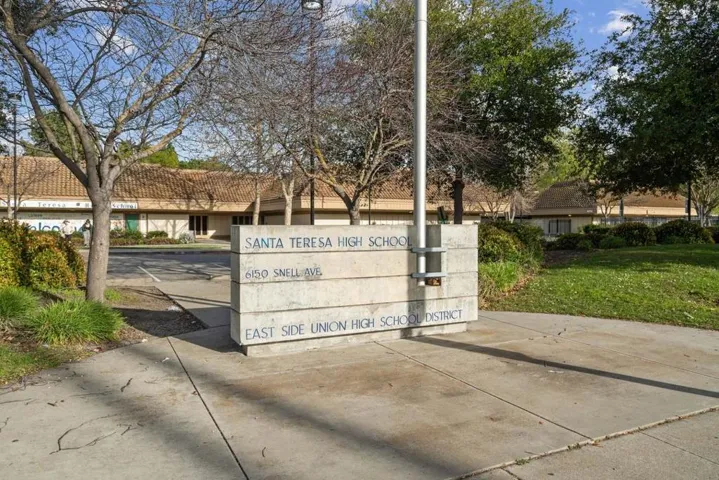 329 Viscaino Way, San Jose, California 95119