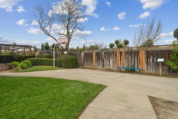 329 Viscaino Way, San Jose, California 95119