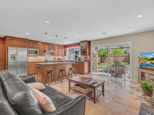 329 Viscaino Way, San Jose, California 95119