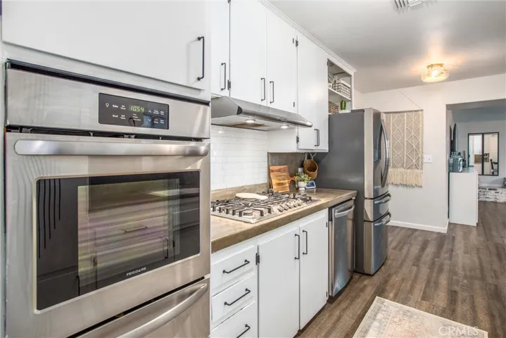 33911 Avenue H, Yucaipa, California 92399