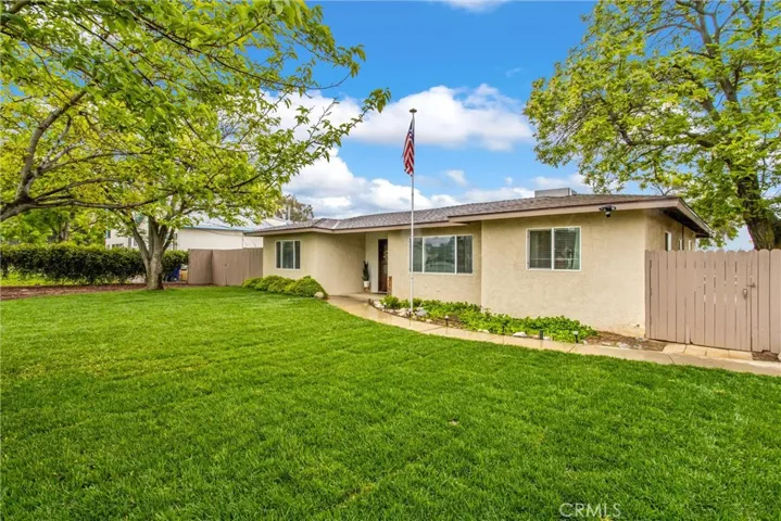 33911 Avenue H, Yucaipa, California 92399