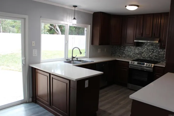 4635 Trieste Drive, Carlsbad, California 92010