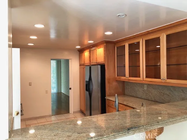 4041 Dover Road, La Canada Flintridge, California 91011
