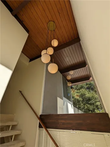 4041 Dover Road, La Canada Flintridge, California 91011