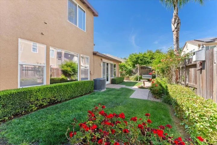 3148 Knightsbridge Drive, Modesto, California 95355