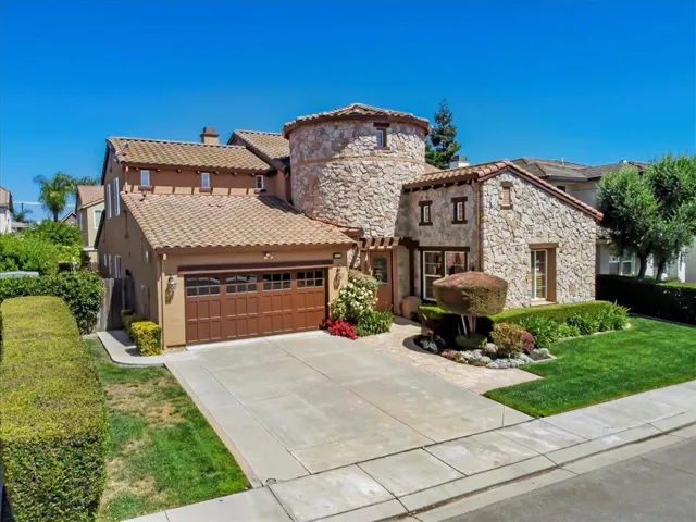 3148 Knightsbridge Drive, Modesto, California 95355