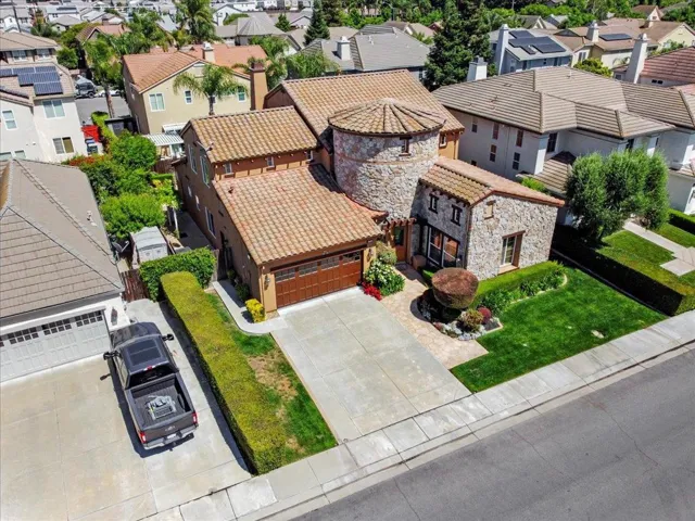 3148 Knightsbridge Drive, Modesto, California 95355