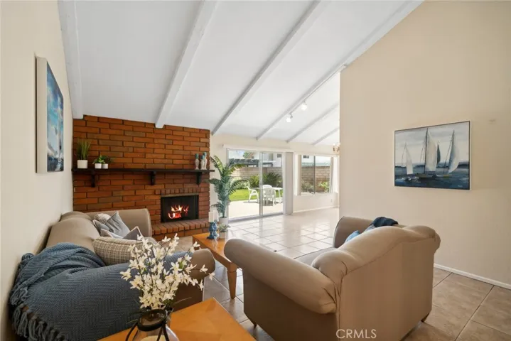 290 N Avenida Segovia, Anaheim Hills, California 92808