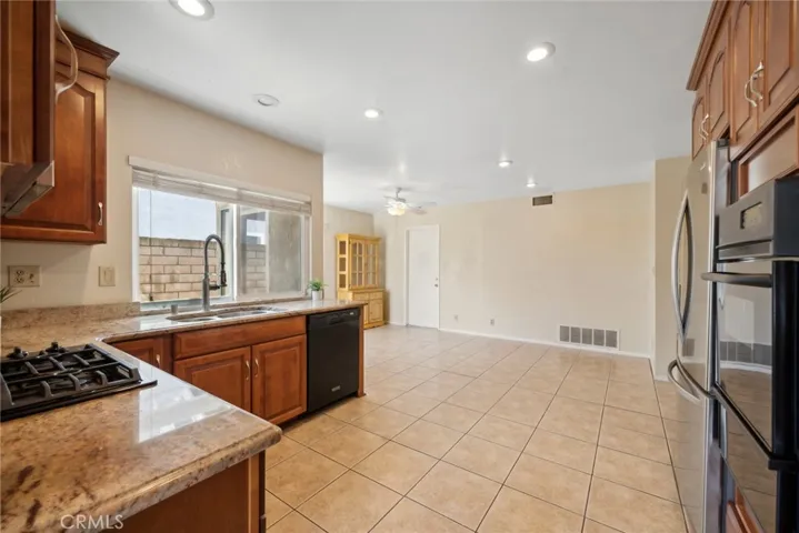 290 N Avenida Segovia, Anaheim Hills, California 92808