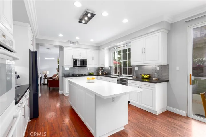45192 Willowick Street, Temecula, California 92592