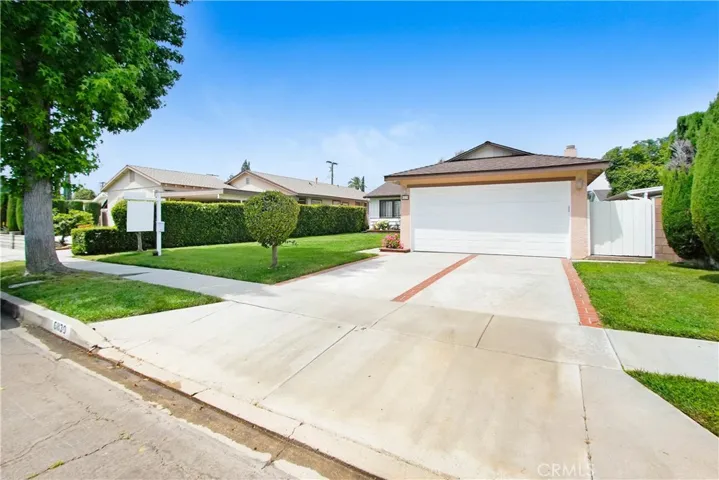 6839 Nevada Avenue, Canoga Park, California 91303