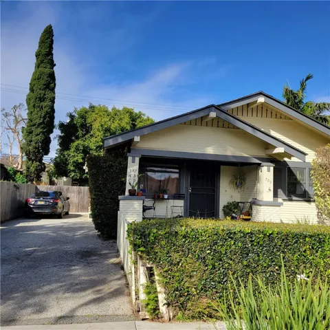 387 Freeman Avenue, Long Beach, California 90814
