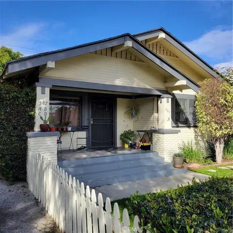 387 Freeman Avenue, Long Beach, California 90814
