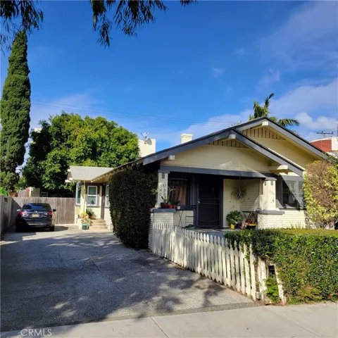 387 Freeman Avenue, Long Beach, California 90814