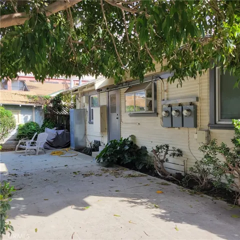 387 Freeman Avenue, Long Beach, California 90814