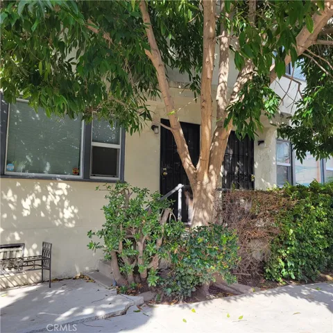 387 Freeman Avenue, Long Beach, California 90814