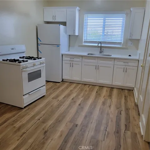 387 Freeman Avenue, Long Beach, California 90814