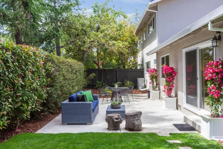 620622 Keats Court, Palo Alto, California 94303
