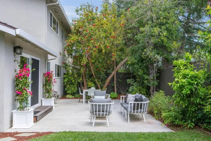 620622 Keats Court, Palo Alto, California 94303
