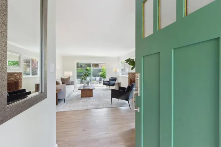 620622 Keats Court, Palo Alto, California 94303