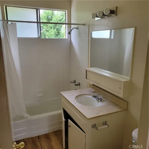 2449 E 5th Street, Long Beach, California 90814