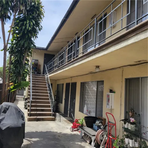 2449 E 5th Street, Long Beach, California 90814